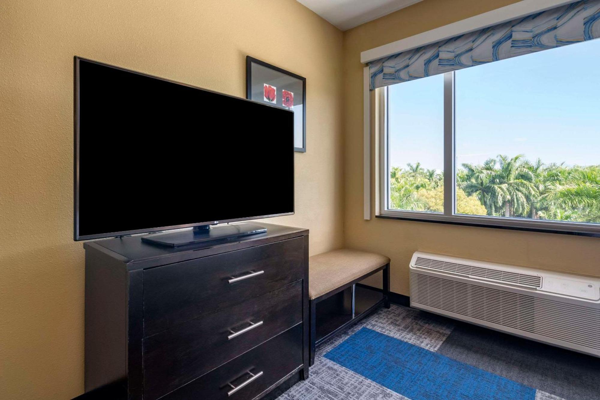 Cambria Hotel Ft Lauderdale, Airport South & Cruise Port Dania Beach Eksteriør bilde